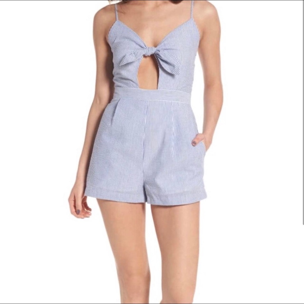 Everly Seersucker Romper Sunsuit Blue And White Pinstriped, EUC